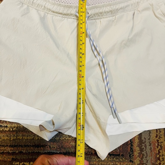 Athleta 2 in 1 Crest Gray Lined Shortie Shorts Women's Size 8 - Picture 5 of 7